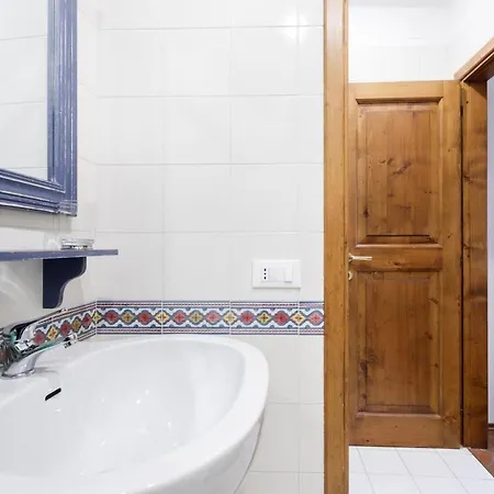 شقة Historic Tower-house With Unique Atmosphere فلورنس